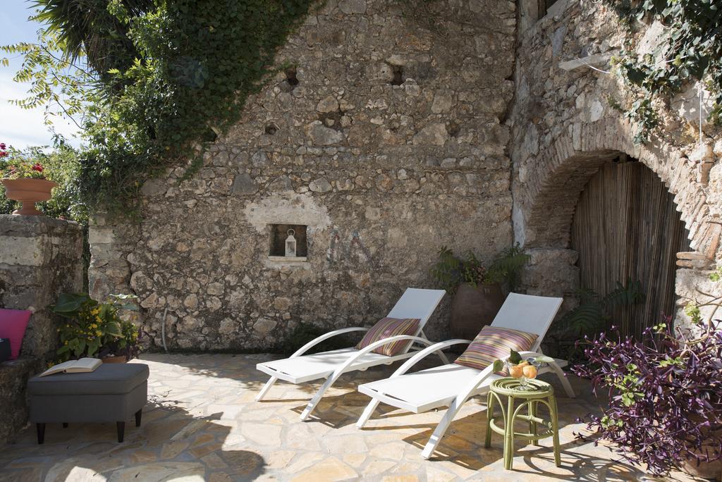 White Jasmine Cottage Áno Korakiána Екстериор снимка